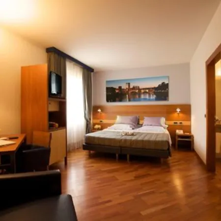 Fiera 3*
